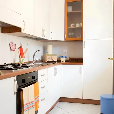 Apartment Comodissimo Ad In Centro Con Garage A Pochi Passi Dal Mare - Delle Memorie *